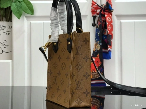 WIS SAC LOUIS PLAT VUITTON PETIT 0805
